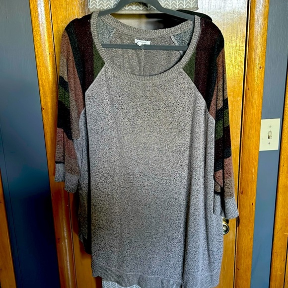 Maurices Sweaters - Maurice’s sweater, size 2X. Smoke free, dog friendly home. Super soft.